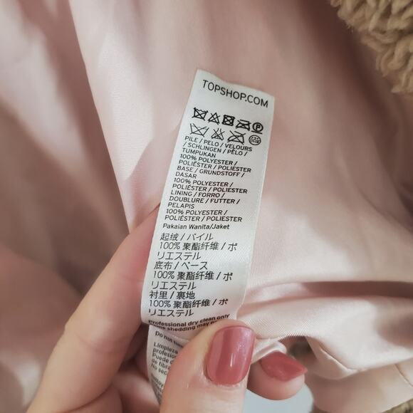 Topshop | Teddy Bear Heavyweight Lined Coat with Pockets and Front Closure - Picture 16 of 16